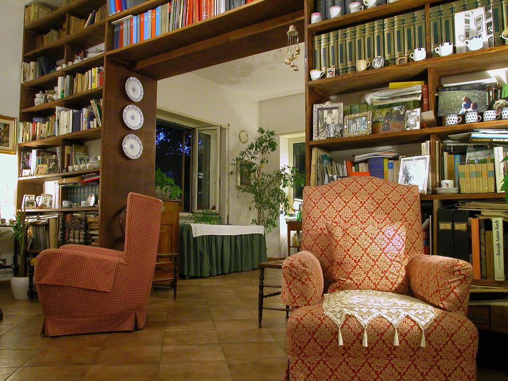 Agriturismo San Lorenzo ฟีอุจจี ภายนอก รูปภาพ